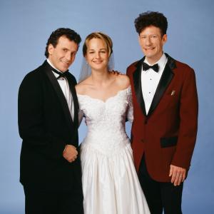 Still of Helen Hunt, Paul Reiser and Lyle Lovett in Mad About You (1992)