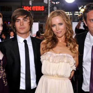 Matthew Perry, Leslie Mann, Michelle Trachtenberg and Zac Efron at event of Vel septyniolikos (2009)