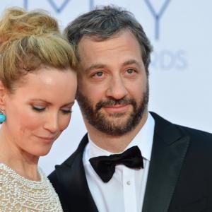 Leslie Mann and Judd Apatow at event of The 64th Primetime Emmy Awards 2012