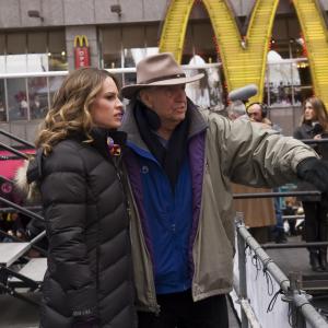 Garry Marshall and Hilary Swank in Naujieji metai Niujorke 2011