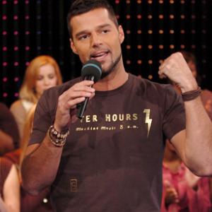Ricky Martin at event of Total Request Live 1999