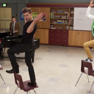 Still of Ricky Martin and Mike Harry in Glee (2009)