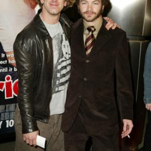 Andy Dick and Danny Masterson at event of Just Married 2003