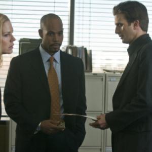 Still of Mary McCormack and Todd Williams in In Plain Sight 2008