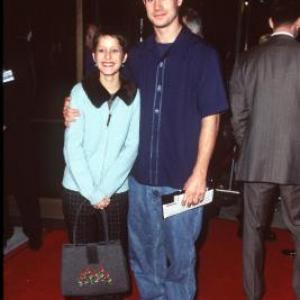 Kimberly McCullough and Freddie Prinze Jr at event of Isimylejes Sekspyras 1998