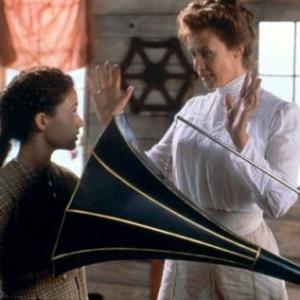 Still of Emmy Rossum and Janet McTeer in Songcatcher (2000)
