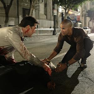 Still of Thomas Gibson and Shemar Moore in Nusikalstami protai 2005