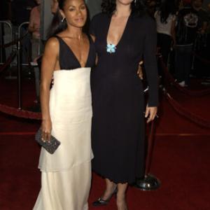 Jada Pinkett Smith and CarrieAnne Moss at event of Matrica Revoliucijos 2003