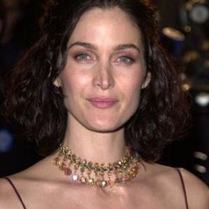 CarrieAnne Moss at event of Red Planet 2000