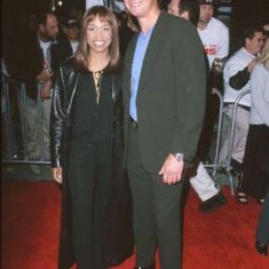Elise Neal and Jerry OConnell at event of Mission to Mars 2000
