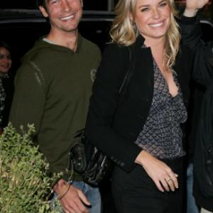 Jerry OConnell and Rebecca Romijn at event of Total Request Live 1999