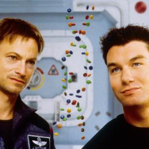 Still of Gary Sinise and Jerry O'Connell in Mission to Mars (2000)