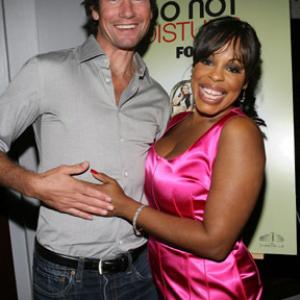 Jerry OConnell and Niecy Nash at event of Do Not Disturb 2008