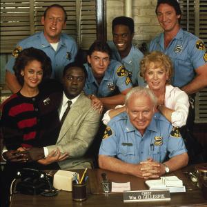 Still of Carroll O'Connor, Alan Autry, Anne-Marie Johnson and Howard E. Rollins Jr. in In the Heat of the Night (1988)