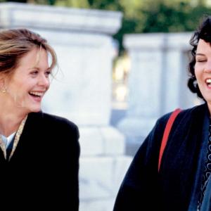 Still of Meg Ryan and Rosie O'Donnell in Sleepless in Seattle (1993)