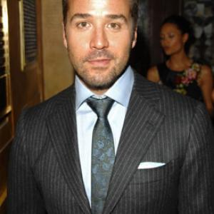 Jeremy Piven at event of RocknRolla (2008)