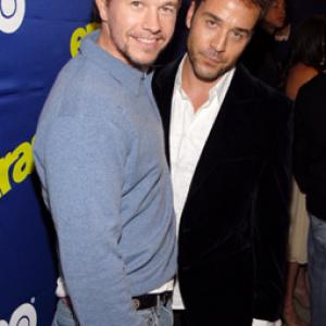 Mark Wahlberg and Jeremy Piven at event of Entourage 2004
