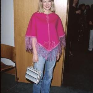 Keri Lynn Pratt at event of The Smokers 2000