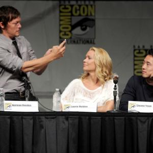 Norman Reedus Laurie Holden and Steven Yeun at event of Vaiksciojantys negyveliai 2010