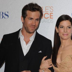 Sandra Bullock and Ryan Reynolds at event of The 36th Annual Peoples Choice Awards 2010