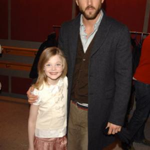 Ryan Reynolds and Elle Fanning at event of The Nines (2007)