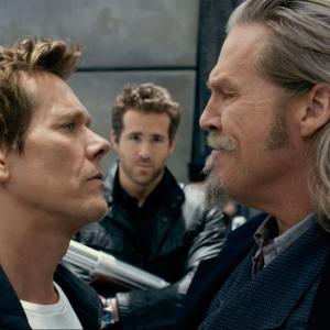 Still of Kevin Bacon, Jeff Bridges and Ryan Reynolds in R.I.P.D. (2013)