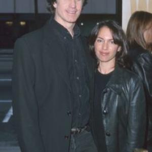 Susanna Hoffs and Jay Roach at event of Gladiatorius (2000)