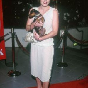 Kathleen Robertson at event of Dog Park 1998