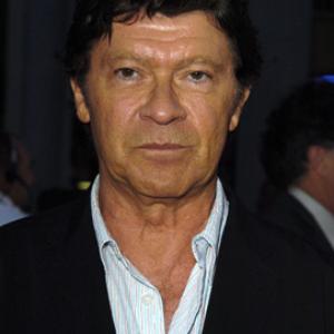 Robbie Robertson at event of Ladder 49 (2004)