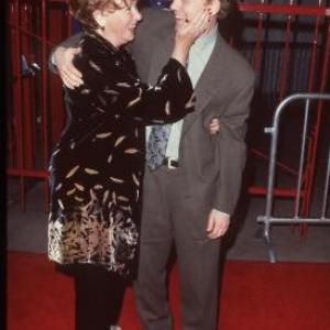 Ron Howard and Marion Ross at event of Edo televizija (1999)