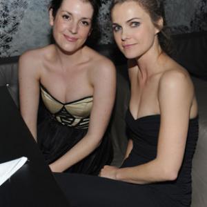 Melanie Lynskey and Keri Russell at event of Leaves of Grass 2009