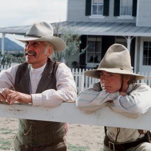 Still of Robert Duvall and Ricky Schroder in Lonesome Dove 1989