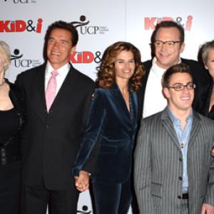 Jamie Lee Curtis Arnold Schwarzenegger Tom Arnold Maria Shriver Penelope Spheeris and Eric Gores at event of The Kid amp I 2005