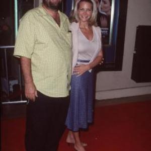 Joel Silver and Karyn Fields at event of Mickey Blue Eyes (1999)