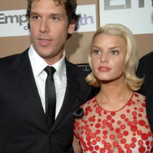 Jessica Simpson and Dane Cook at event of Employee of the Month 2006