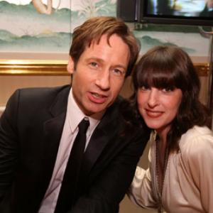 David Duchovny and Lindsay Sloane at event of The 66th Annual Golden Globe Awards 2009