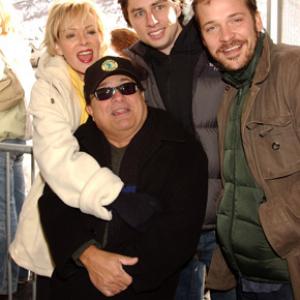 Danny DeVito Jean Smart Zach Braff and Peter Sarsgaard at event of Garden State 2004