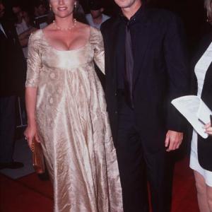 Pierce Brosnan and Keely Shaye Smith at event of Michael Collins 1996