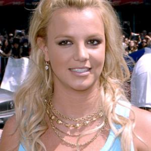Britney Spears at event of Carlis ir sokolado fabrikas (2005)