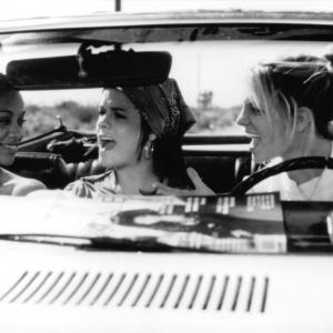 Still of Britney Spears, Taryn Manning and Zoe Saldana in Crossroads (2002)