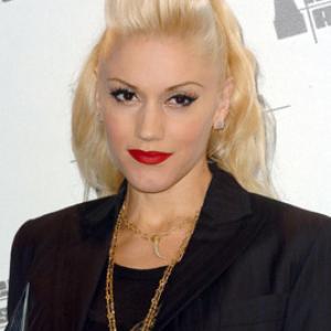 Gwen Stefani at event of 2005 American Music Awards 2005