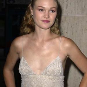 Julia Stiles at event of O 2001
