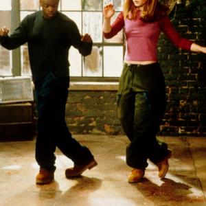 Still of Julia Stiles and Sean Patrick Thomas in Save the Last Dance (2001)