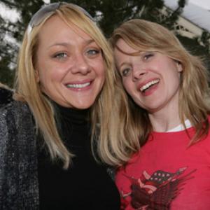 Nicole Sullivan and Joy Gohring at event of One Sung Hero 2006