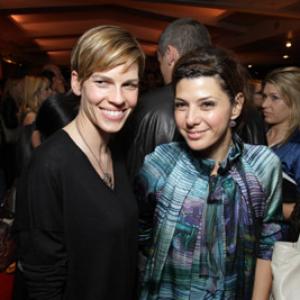 Marisa Tomei and Hilary Swank at event of Milk 2008