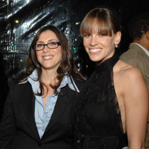 Hilary Swank and Stacey Sher at event of Freedom Writers 2007