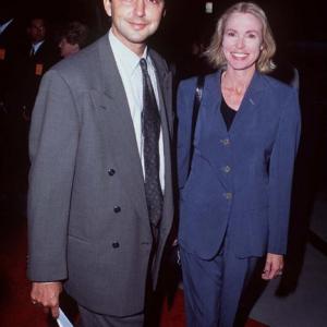 Victoria Tennant at event of Last Dance (1996)