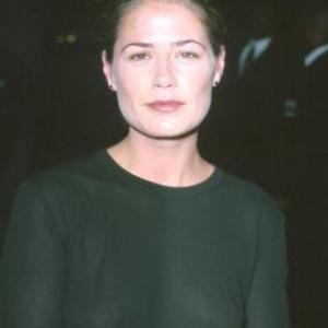 Maura Tierney at event of Instinct (1999)