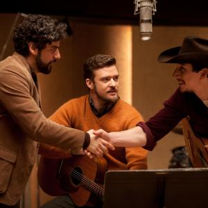 Still of Justin Timberlake, Oscar Isaac and Adam Driver in Groja Liuvinas Deivisas (2013)