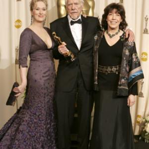 Robert Altman, Meryl Streep and Lily Tomlin at event of The 78th Annual Academy Awards (2006)